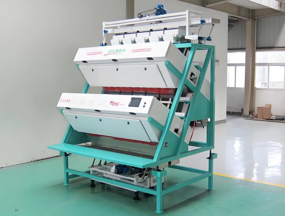 工業加工篩選色選機光學鏡片應用分析